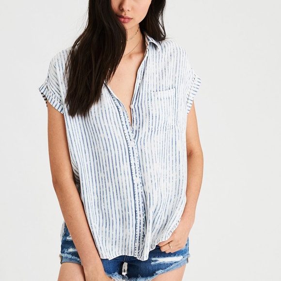 American Eagle Outfitters Tops - AE Striped Short Sleeve Button Up Shirt